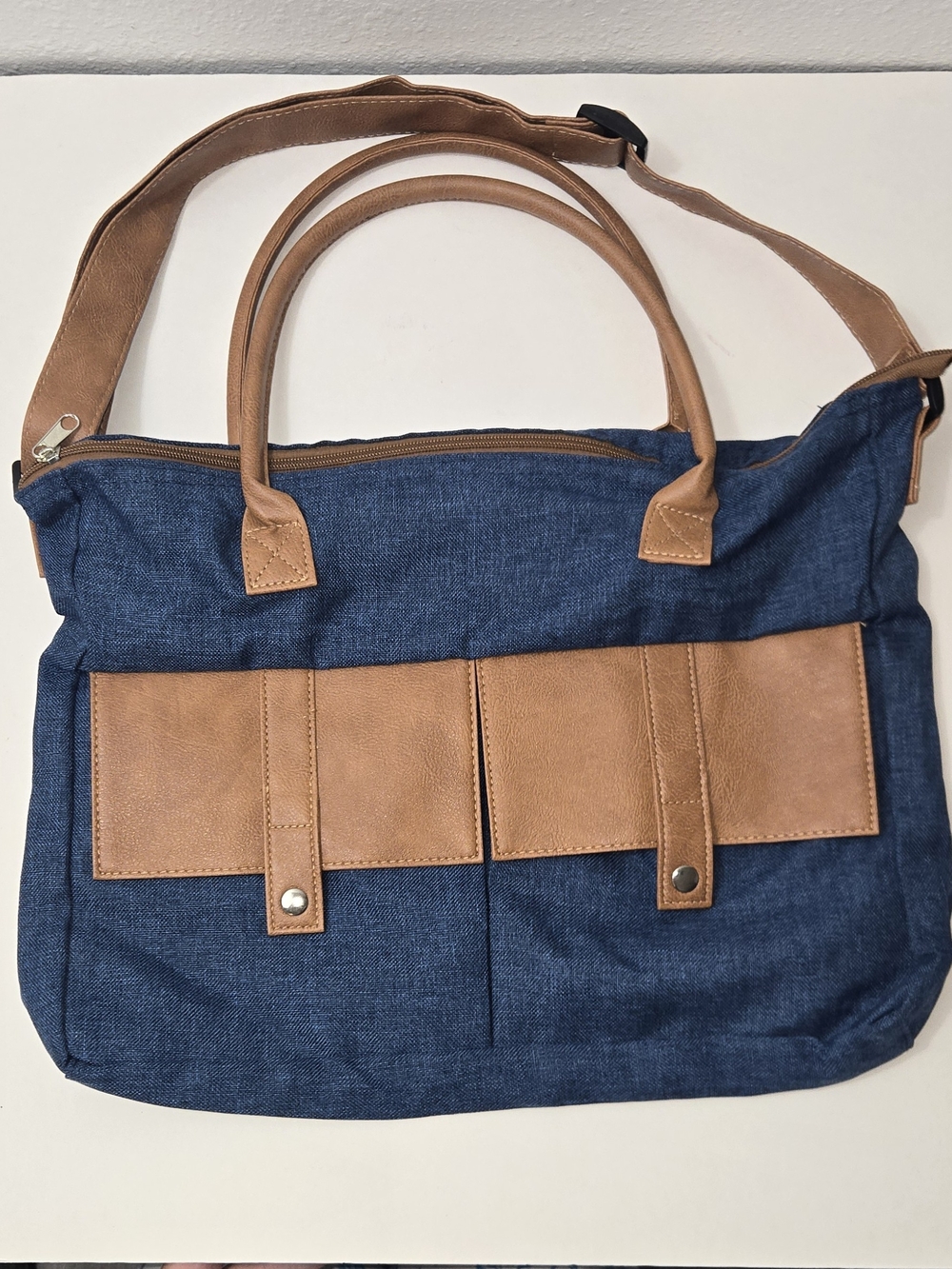 AARP Classic Courier Organize Bag